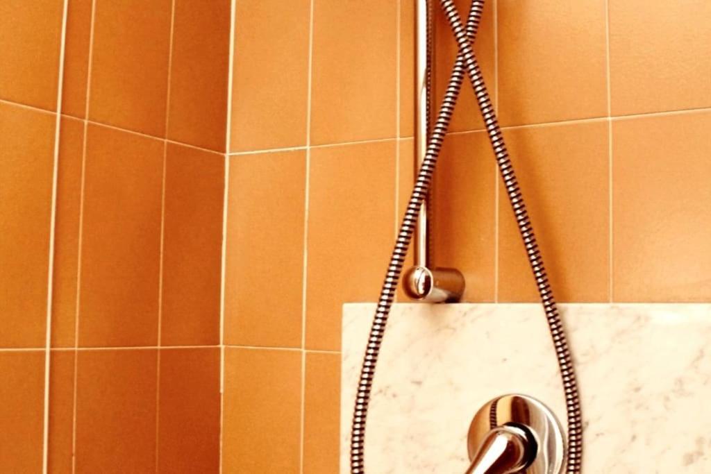 Location Strategica! -Mirochi Apartment- Bérgamo Exterior foto